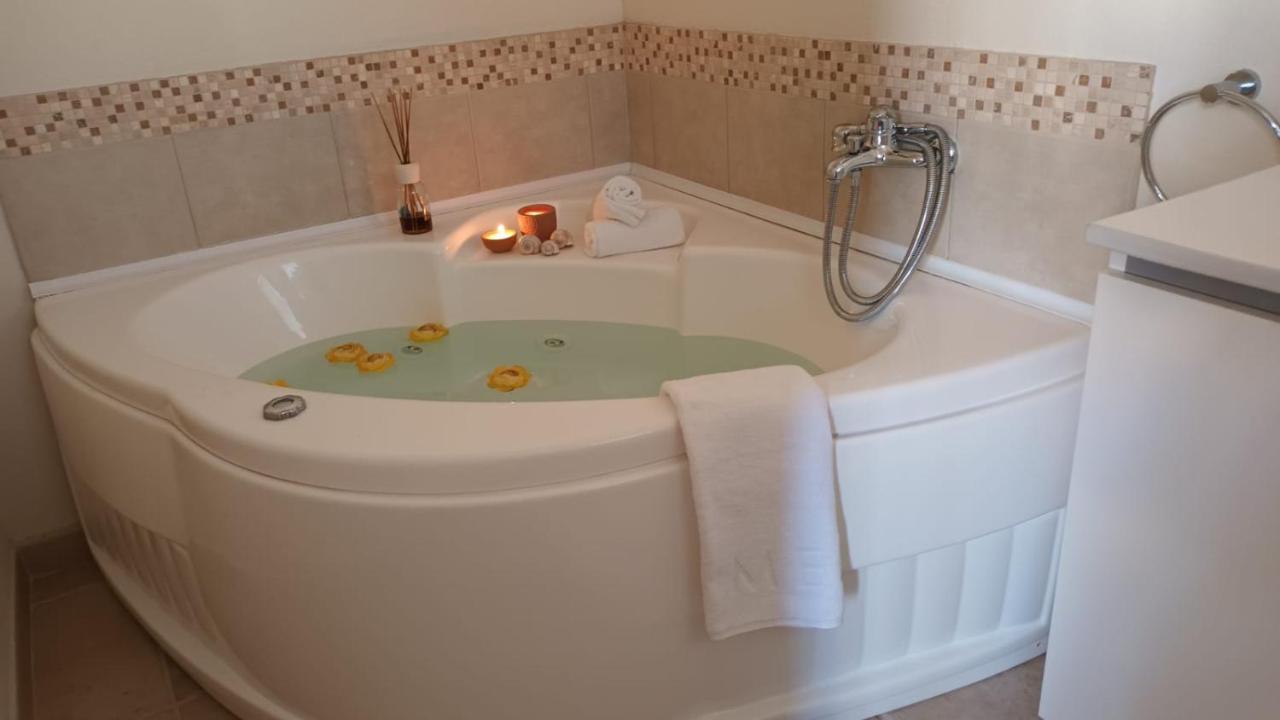 Dimora Mazzini - Salento Selection Bed & Breakfast Tuglie Exterior photo